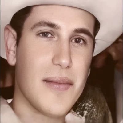 Iván Archivaldo Guzmán Salazar thumbnail