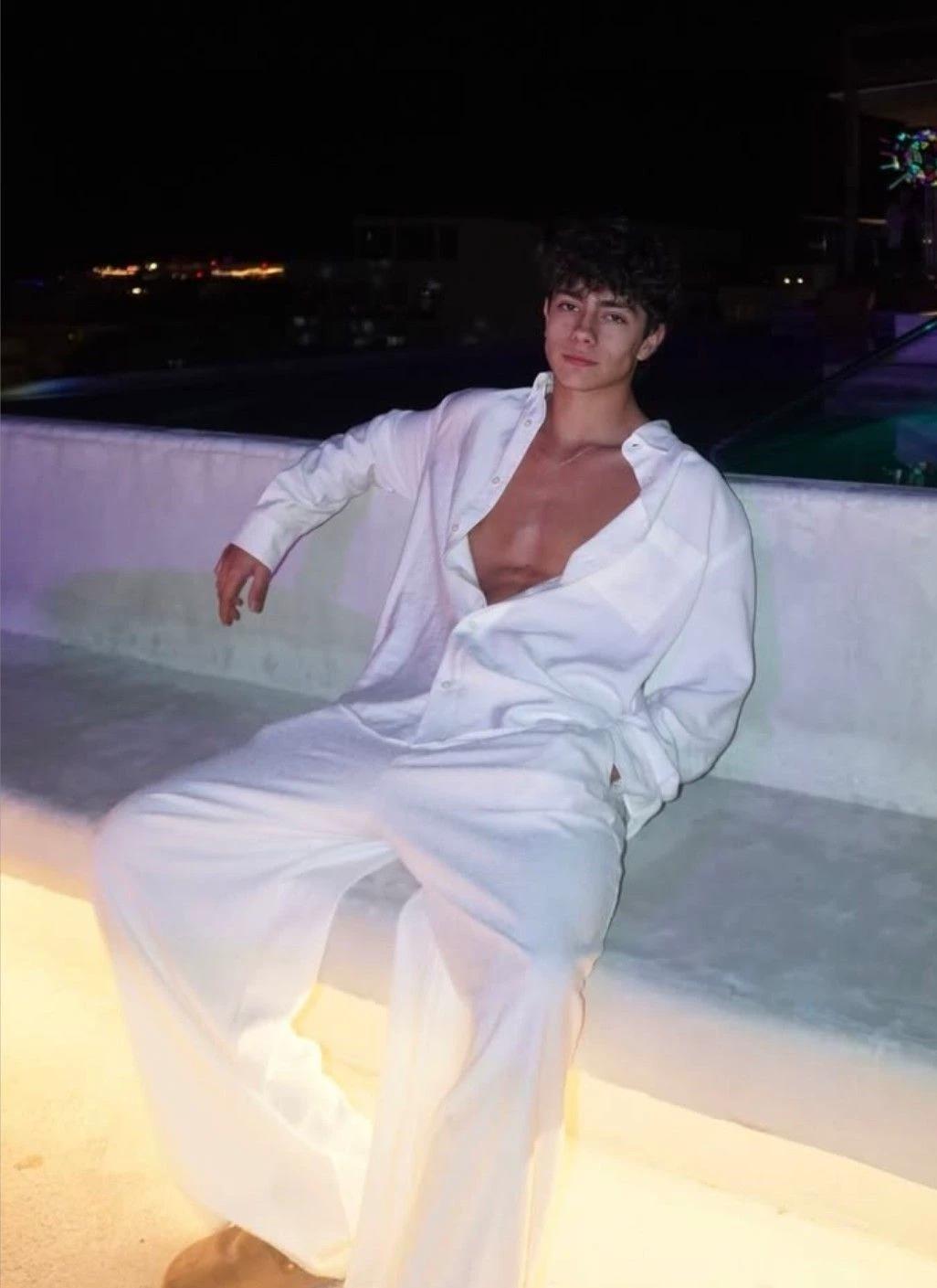 Lukas Urkijo Lopez thumbnail