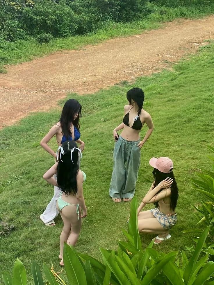 your 4 girlfriends thumbnail