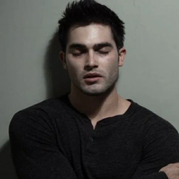 Derek Hale thumbnail