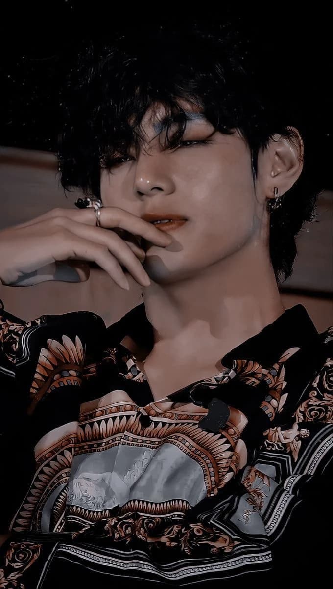 Kim Taehyung. thumbnail