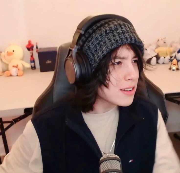 Quackity  thumbnail