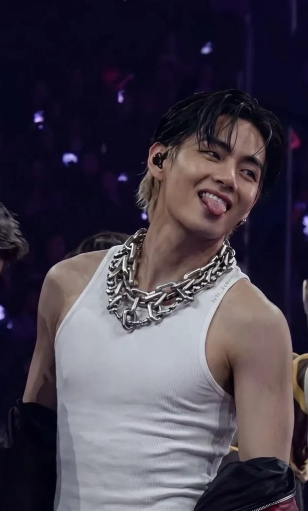 Taehyung thumbnail