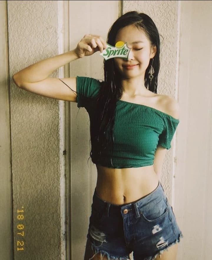 Jennie  thumbnail