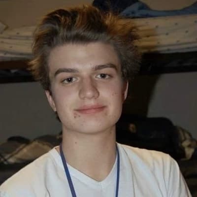 Joe Keery(2012) thumbnail