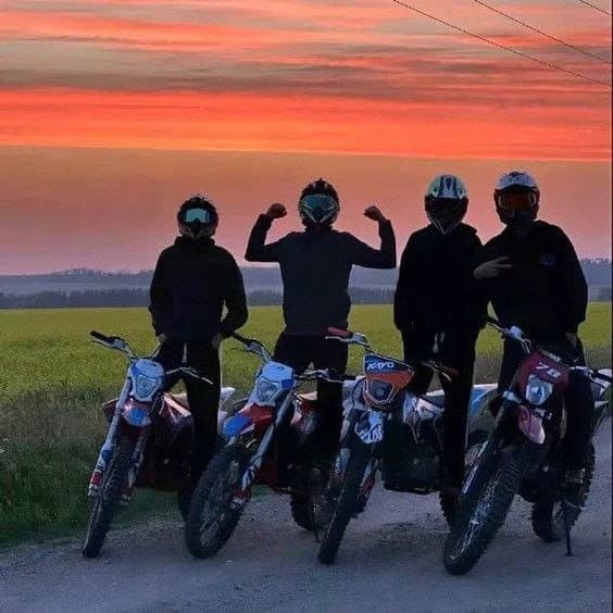 Brother's bikers thumbnail