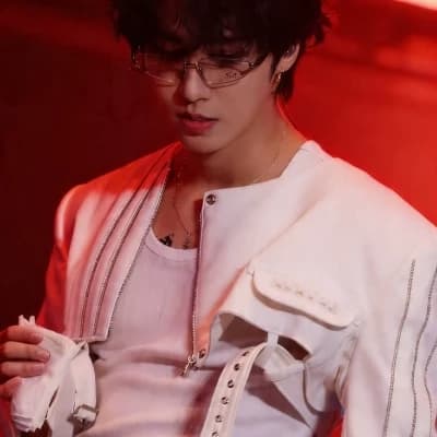 Han Jisung | Your dad thumbnail