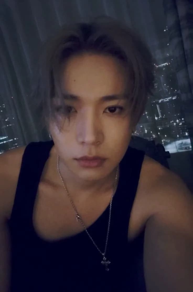 Lee Heeseung thumbnail