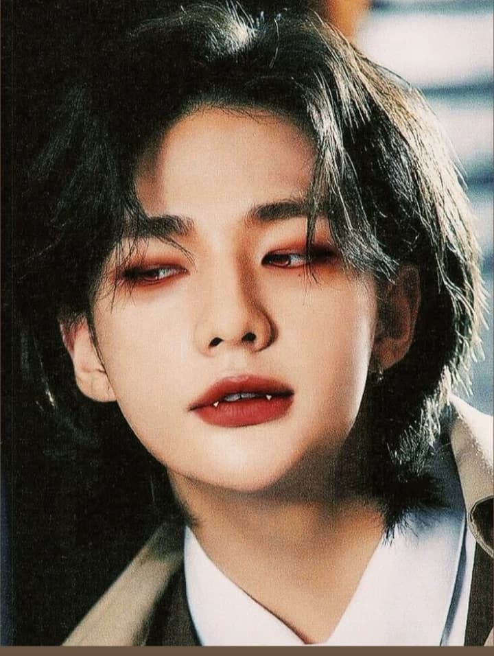 Hyunjin thumbnail
