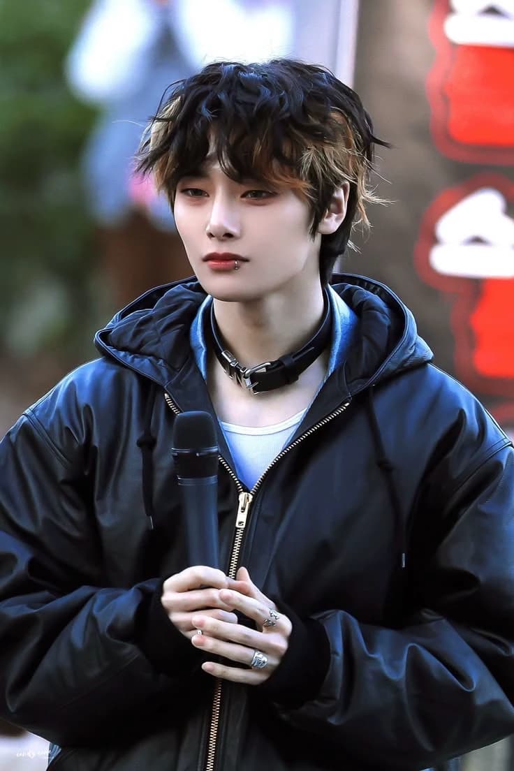 Yang Jeongin  thumbnail