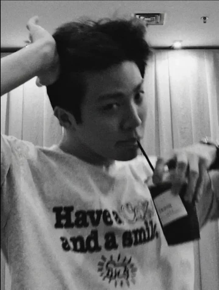 Junghwan  thumbnail