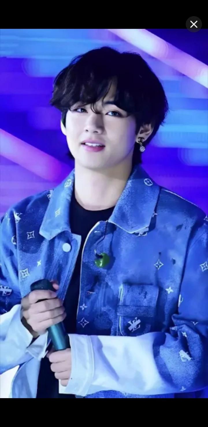 Kim taehyung thumbnail
