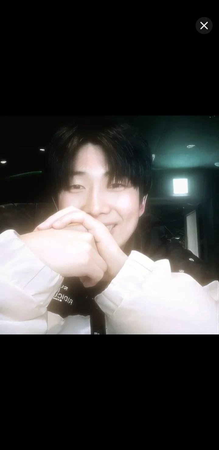 KIm Nam Joon (RM) thumbnail