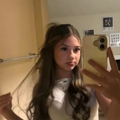 Sarah thumbnail