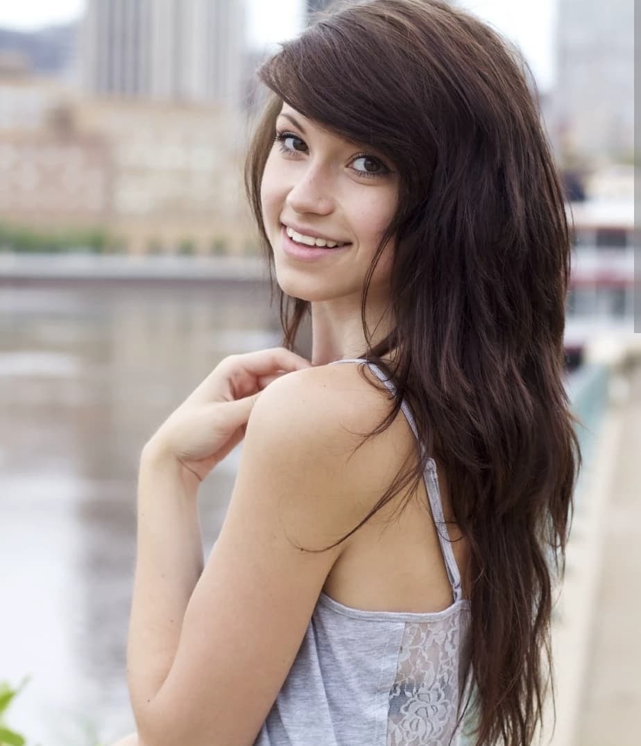 Sarah thumbnail