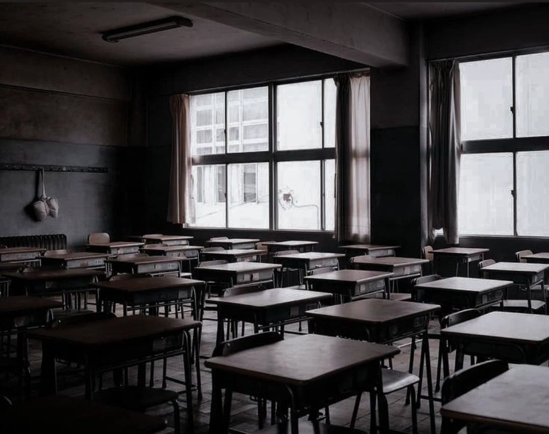 12 F [ horror ] thumbnail
