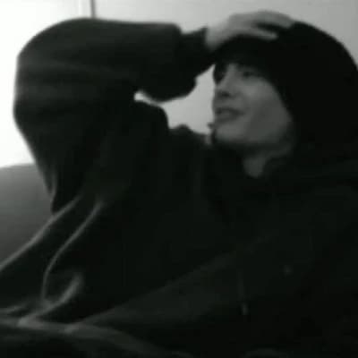 TOM KAULITZ thumbnail