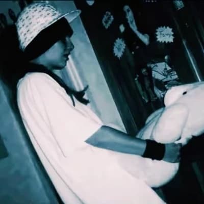 TOM KAULITZ thumbnail