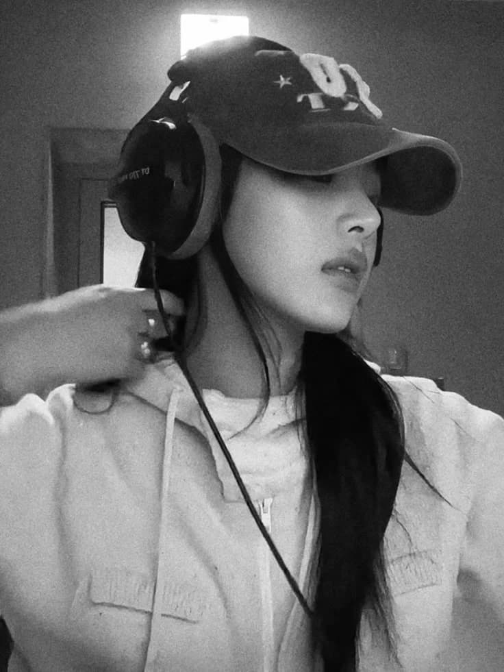 Kim Minji thumbnail