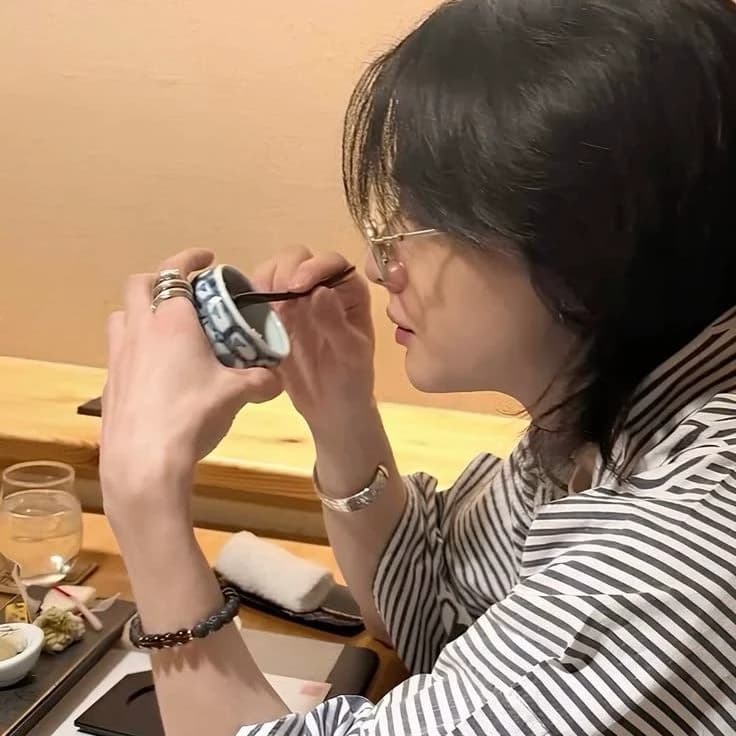 Hyunjin thumbnail