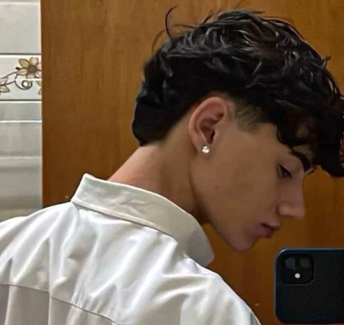 Derick  thumbnail