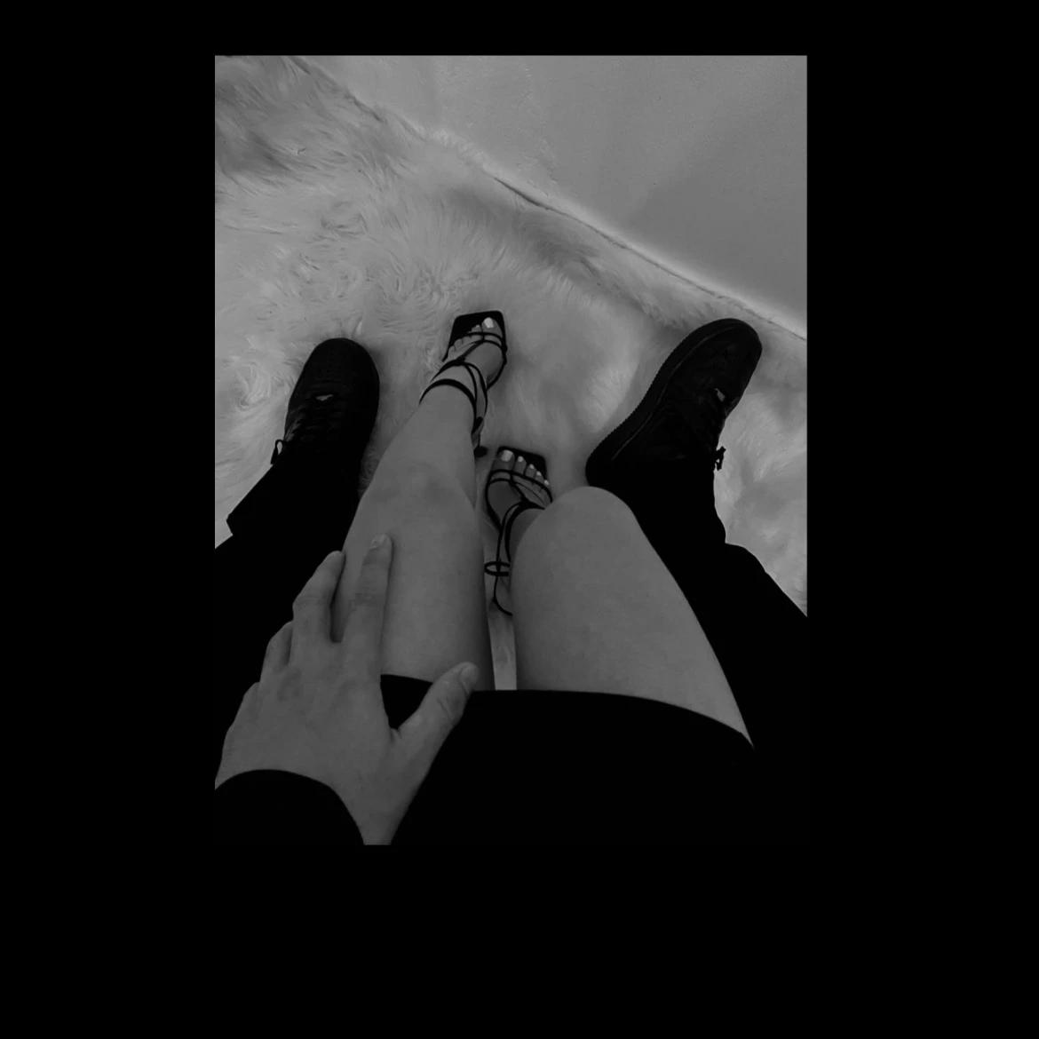 Create your story🖤 thumbnail