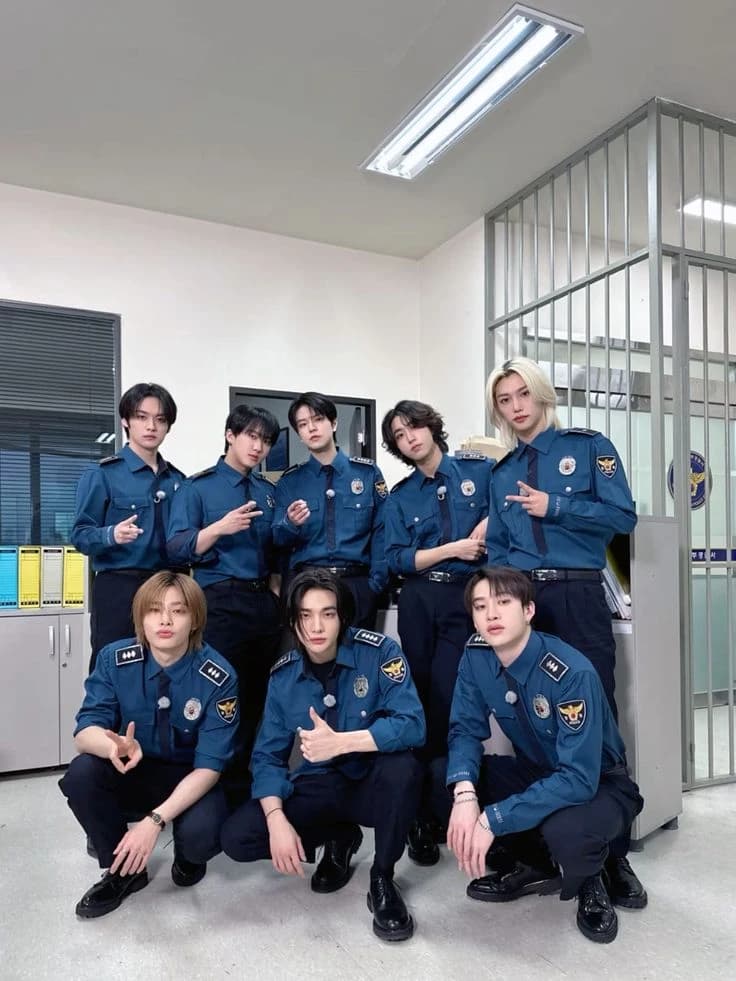 Stray Kids thumbnail