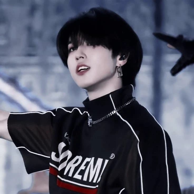 han jisung thumbnail