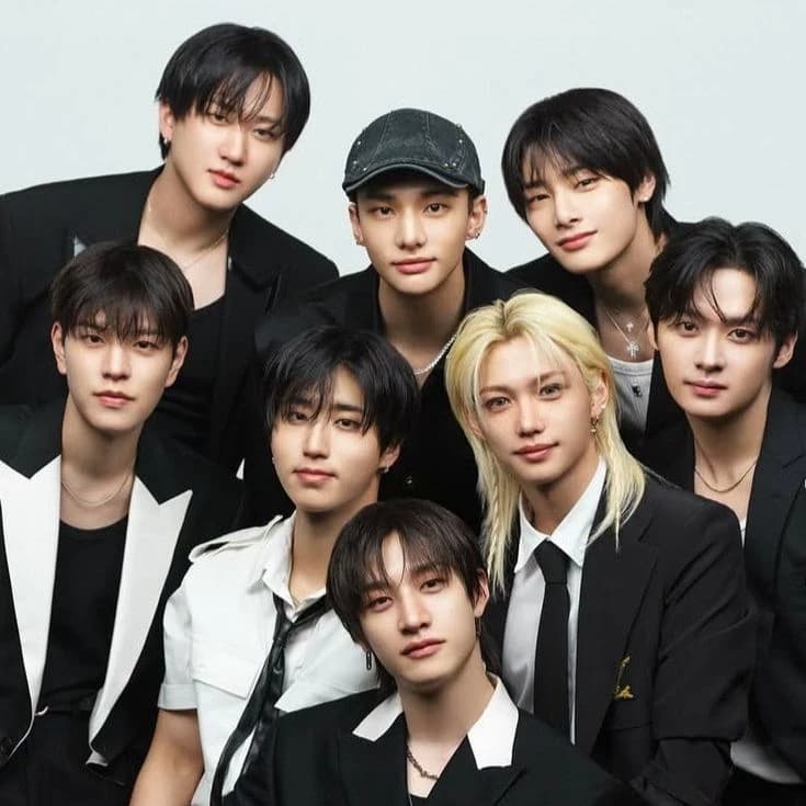 ★Stray Kids★  thumbnail