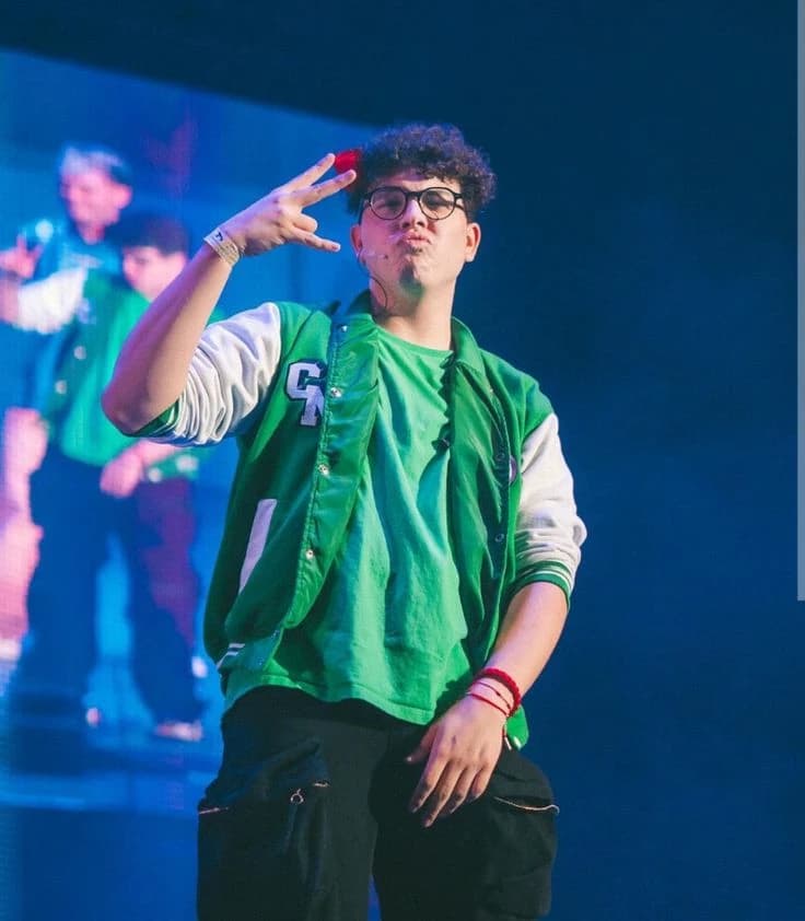 Arenovitzz  thumbnail