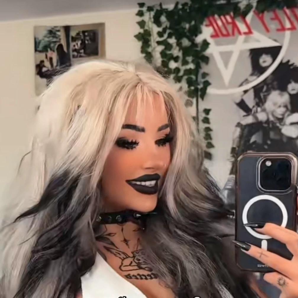 In (a goth girl thumbnail