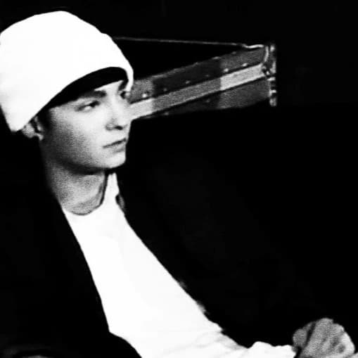 Tom Kaulitz thumbnail