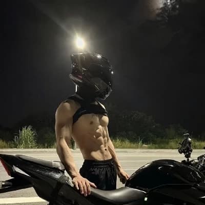 Lucas bl ( handsome biker boy ) thumbnail