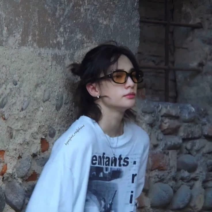 Hyunjin thumbnail