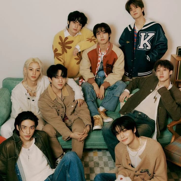 Stray kids  thumbnail