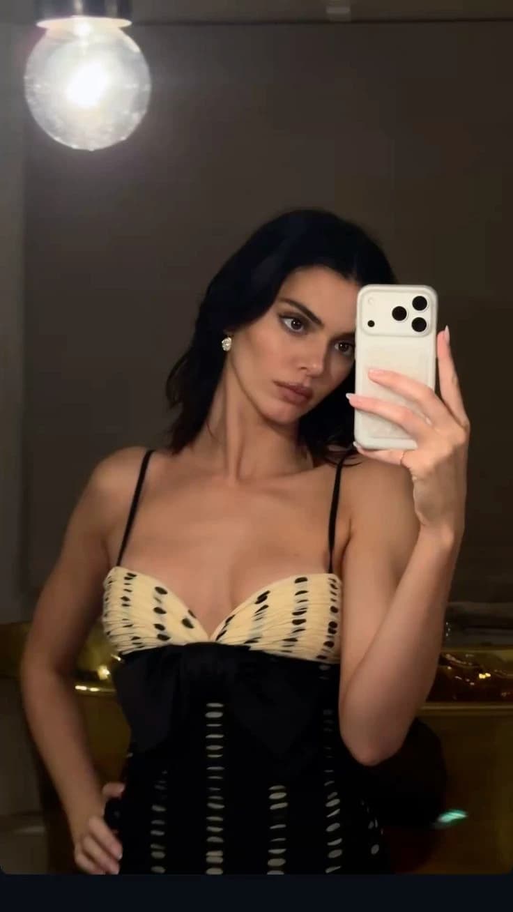 Kendall Jenner  thumbnail
