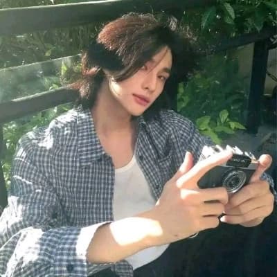 Hwang hyunjin thumbnail