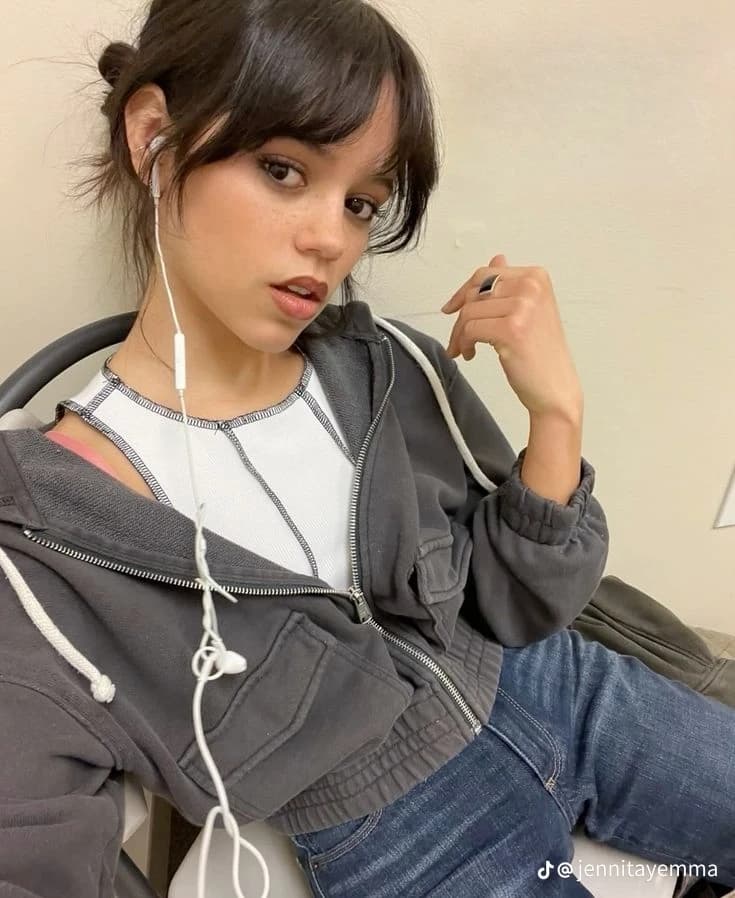 Jenna Ortega thumbnail