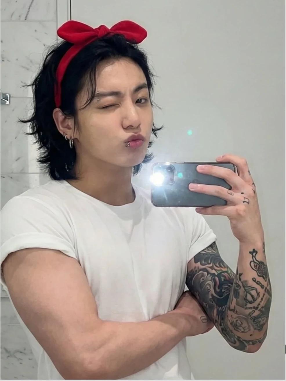 Jungkook thumbnail