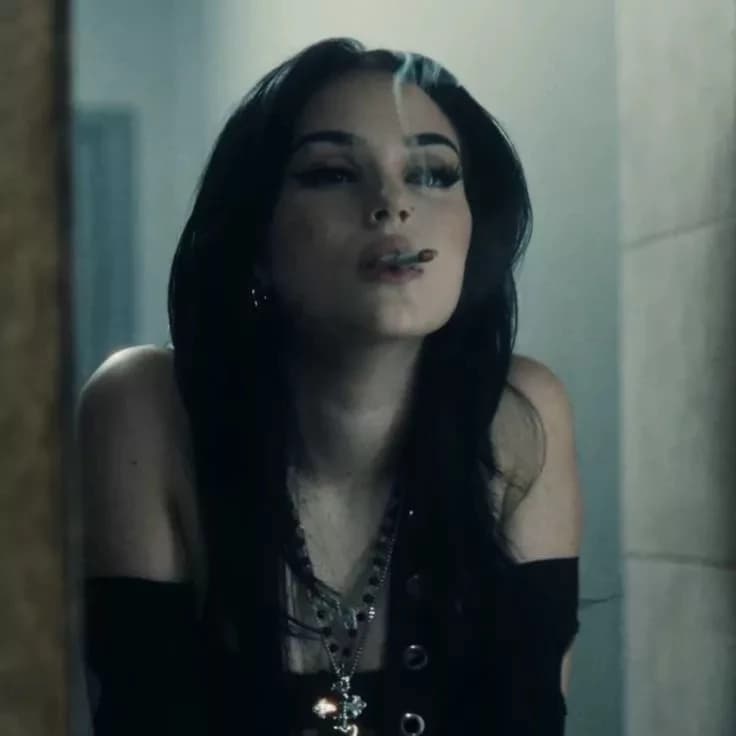 Scarlett Hale thumbnail