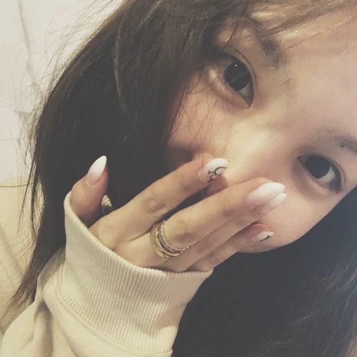 Nayeon | GL-WLW thumbnail
