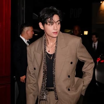 Kim Taehyung  thumbnail