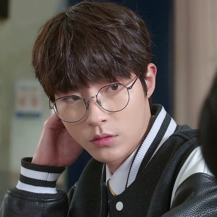 Hwang In-yeop thumbnail