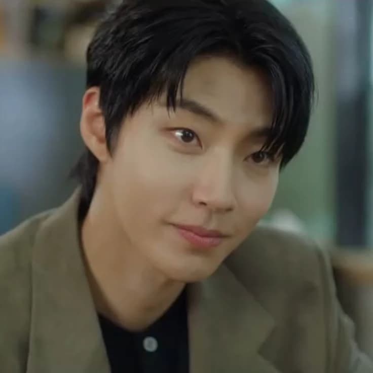 Hwang In-yeop thumbnail