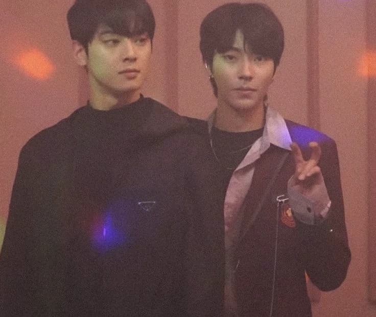 Hwang In-yeop and Cha Eun-woo thumbnail