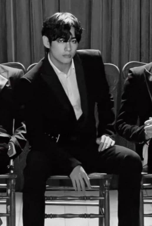 Kim Taehyung  thumbnail
