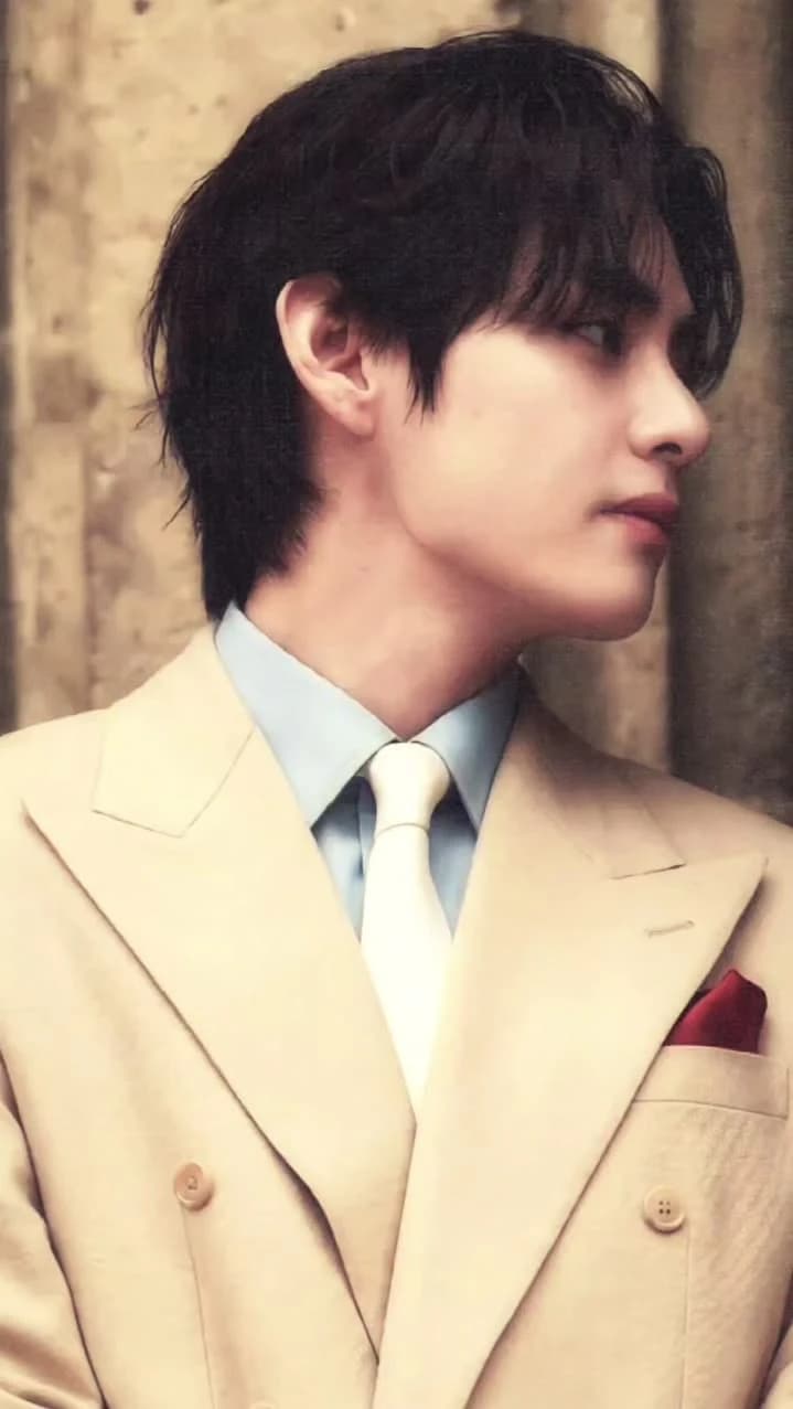 Kim Taehyung thumbnail