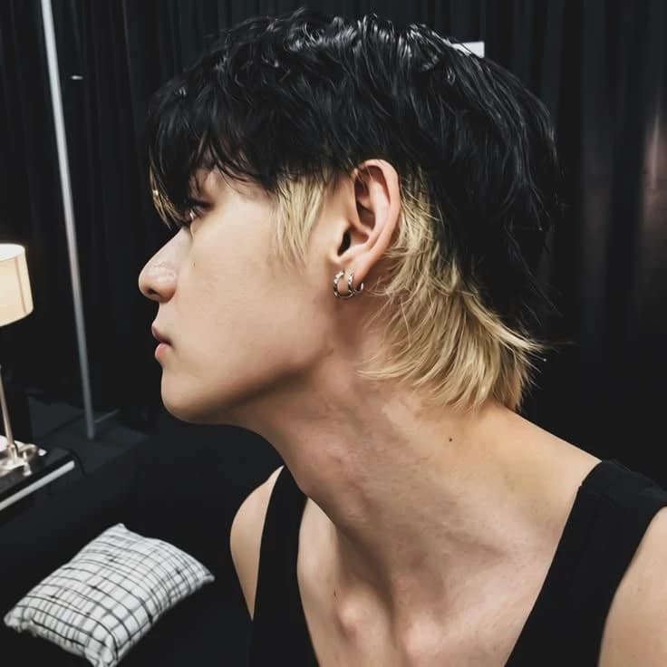 Kim Taehyung thumbnail