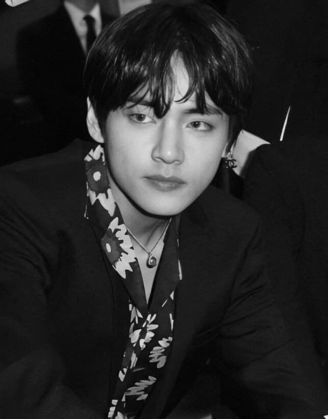 Kim Taehyung thumbnail