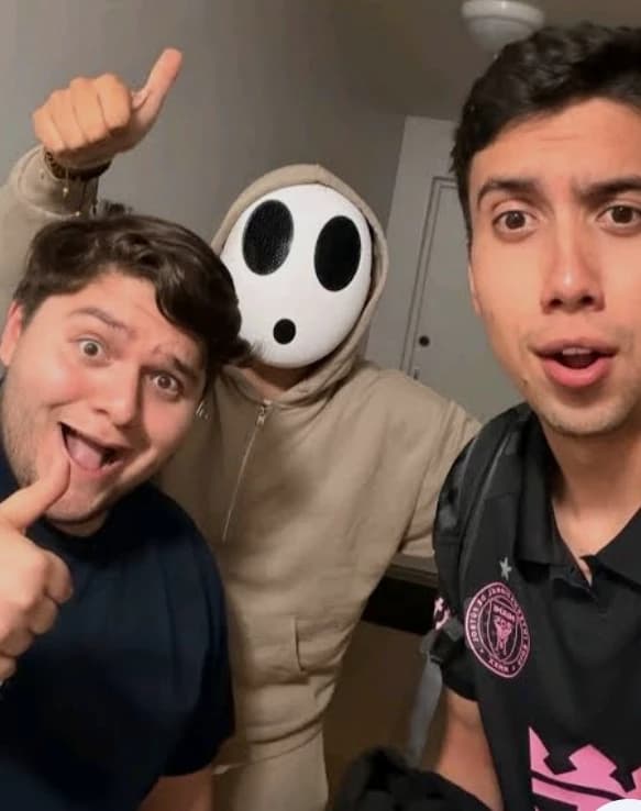 Monoguajaco.habraham.Hollman thumbnail